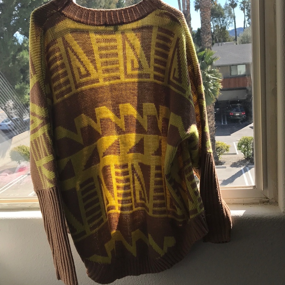 Cardigan - Picture 2 of 4